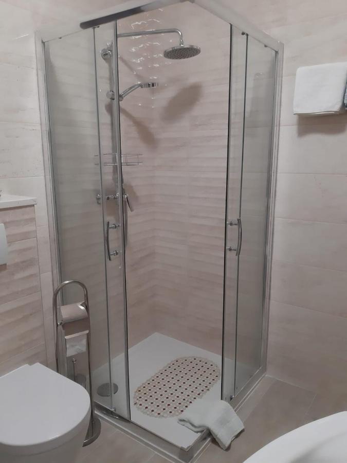 Apartments By The Sea Mavarstica, Ciovo - 2043 Трогир Екстериор снимка