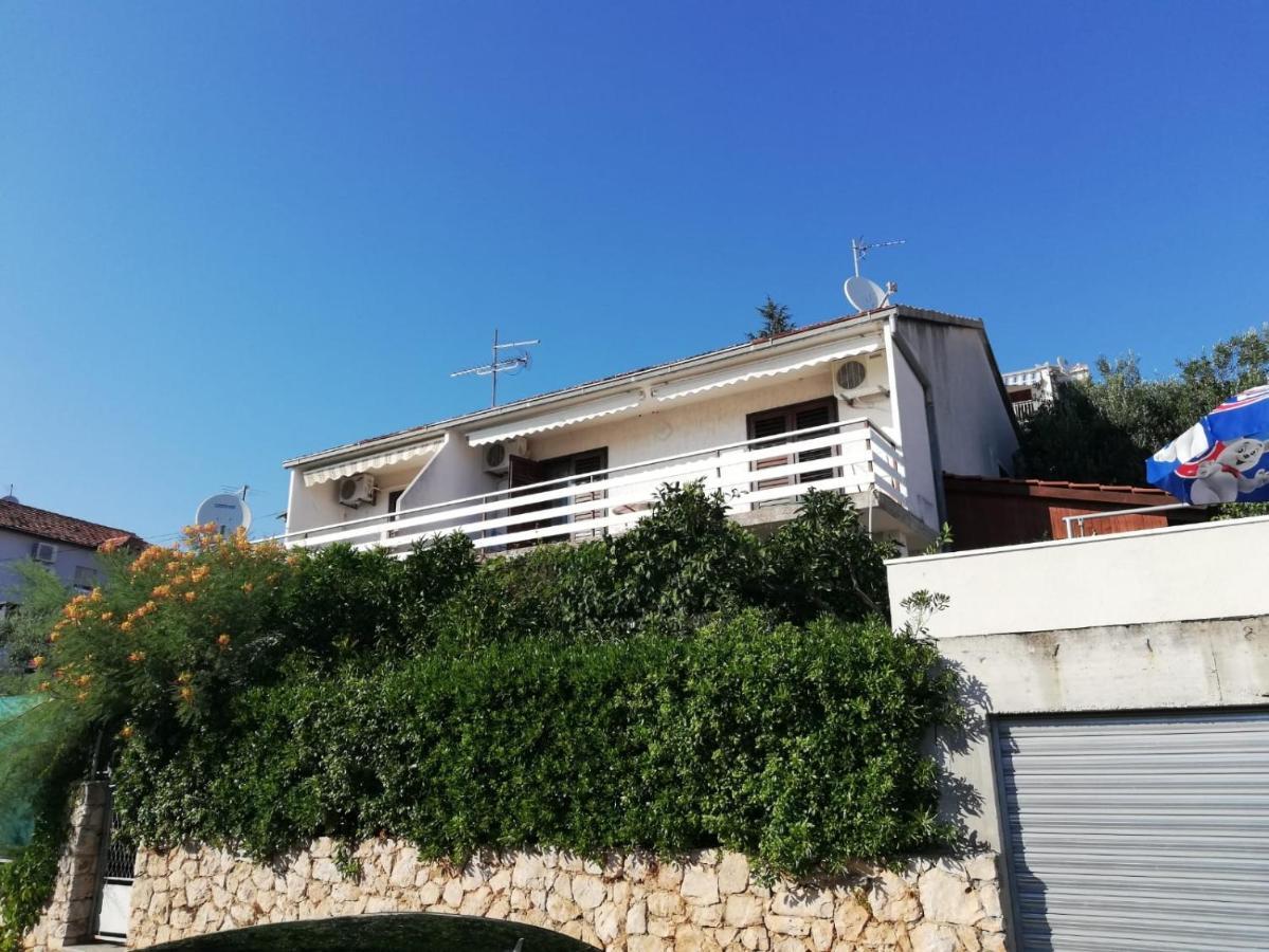 Apartments By The Sea Mavarstica, Ciovo - 2043 Трогир Екстериор снимка