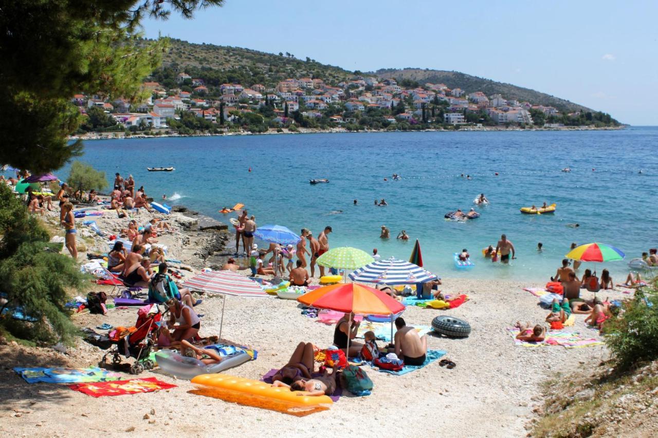 Apartments By The Sea Mavarstica, Ciovo - 2043 Трогир Екстериор снимка